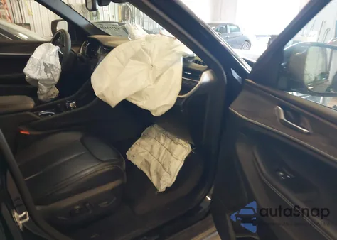 2024 Jeep Grand Cherokee L Limited 4X4 z USA, uszkodzony, nr VIN 1C4RJKBG8R8597049